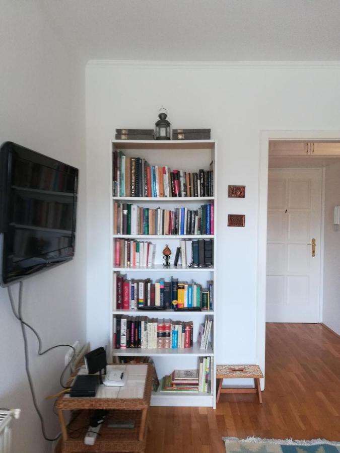 Homy Apartment In Buda, With Safe Garage And Terrace Budapest Eksteriør bilde