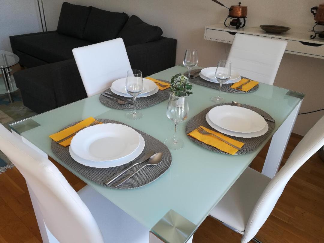 Homy Apartment In Buda, With Safe Garage And Terrace Budapest Eksteriør bilde